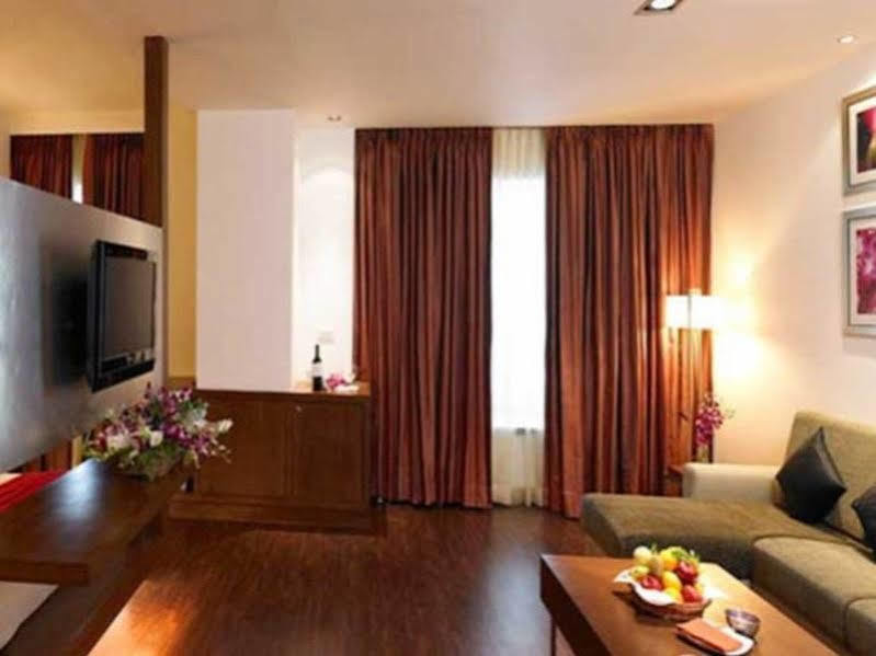 Royal Orchid Central, Pune Extérieur photo