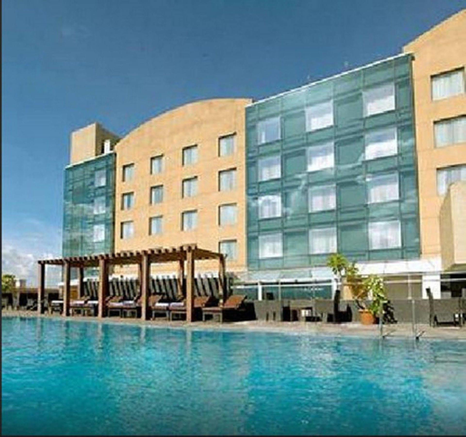 Royal Orchid Central, Pune Extérieur photo